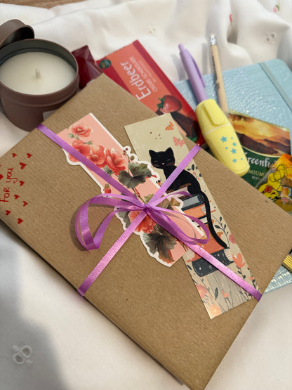 Mystery Book Box – Cărți surpriză & conținut misterios